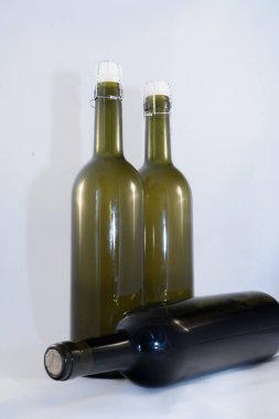 Şarap şişeleri, kapatın. 