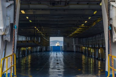 Araba feribotu toplu taşıma aracı