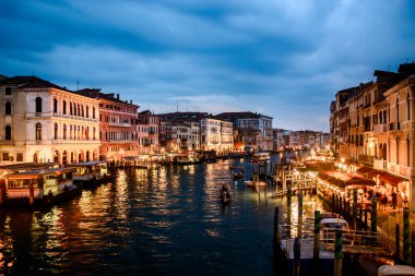 Venedik, İtalya - 12 Ağustos 2014 'te Venedik, İtalya' da Büyük Kanal 'ın Gece Görüşü.