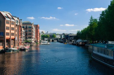 Yaz boyunca Bristol Kanalı