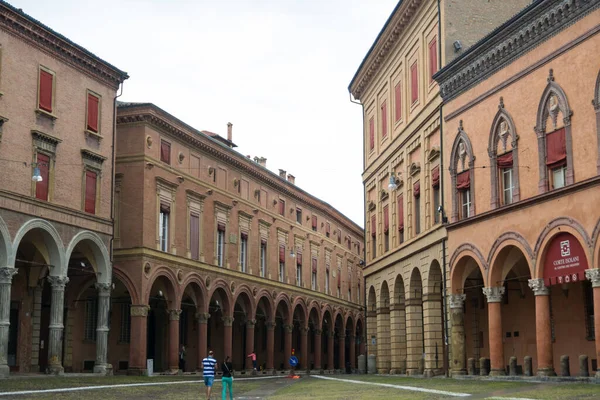 Bolognassa Italiassa Arkkitehtuuri Matkailu — kuvapankkivalokuva