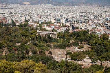 Sıcak yaz boyunca Yunanistan 'daki Antik Tapınak