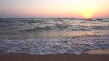 Denizde gün batımı. Pattaya, Tayland