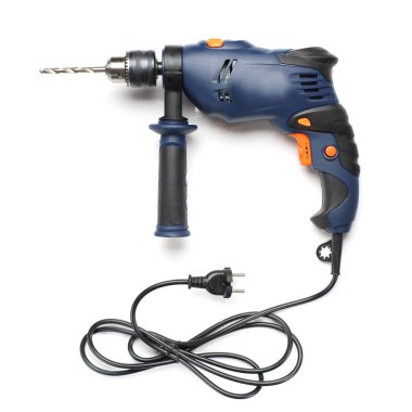 Elektrik matkabı beyaz arkaplanda izole edildi