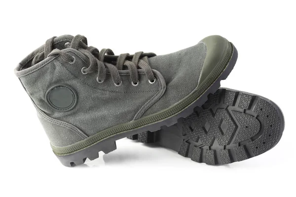 Groene Militaire Stijl Sneakers Geïsoleerd Wit — Stockfoto