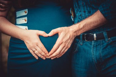 Gebelik kalp chaped eller