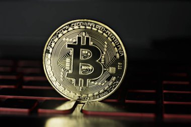 Bitcoin kripto sikke Dizüstü Klavye arka plan üzerinde