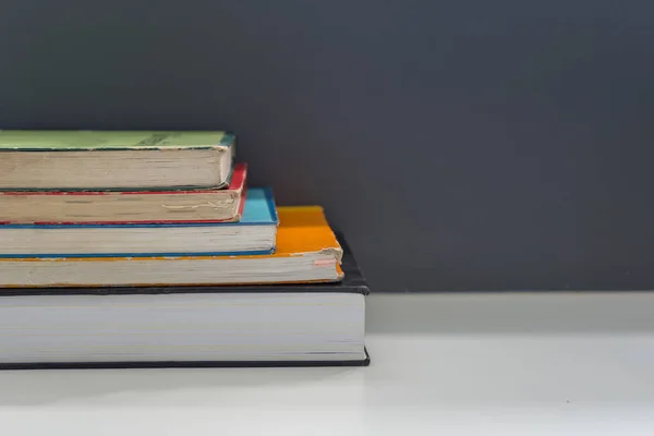 Close Books Stacked Table University Library Selective Focus — Stock Photo, Image