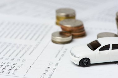 oyuncak araba, sikke ve sözleşme görünümünü kapat