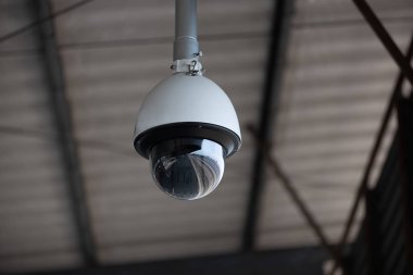 Tren istasyonunda Cctv asıldı.