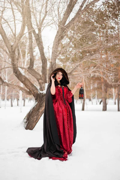 Attractive Young Woman Red Rococo Dress Raincoat Fur Hood Walking — Stock Photo, Image