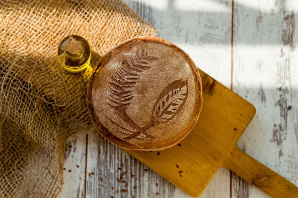 Pâine rotundă rustică — Fotografie, imagine de stoc