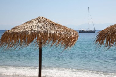 Bu adanın plajları küçük güzel çakıl taşları ile kaplıdır. Akdeniz, Avrupa'nın Güneyi, Yunanistan, Skopelos Adası.