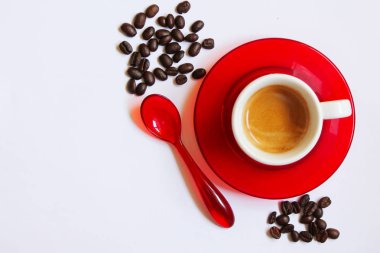 kahve ve renk kontrastlar fincan