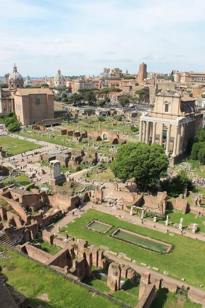 monumantal Roma görünümü