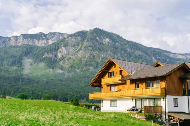 Alpler'de sabah. Alpler reg güzel sisli sabah sahne