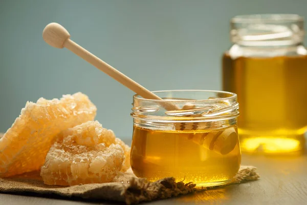 Honey Background Sweet Honey Comb Glass Jar Wooden Background — Stock Photo, Image