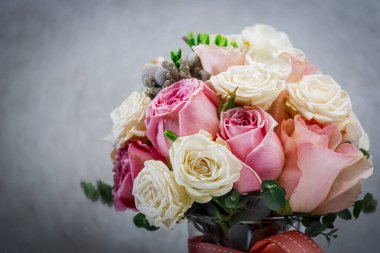 Gelinin buketi. Klasik tonlu resim. Hafif arkaplan