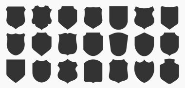 Büyük kalkan koleksiyonu. Siyah siluet kalkan şekli, siyah etiket. Eski veya eski kalkanlar ayarlandı.