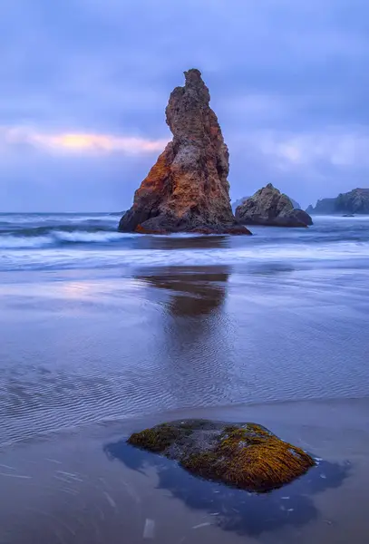 Strandkorb Bei Sonnenuntergang Strand Von Bandon Bandon Oregon — Stockfoto