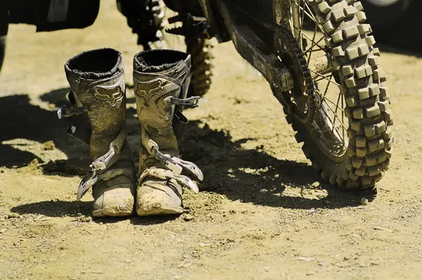 Motocross Brudne Buty Tylnego Koła Roweru Motocross — Zdjęcie stockowe