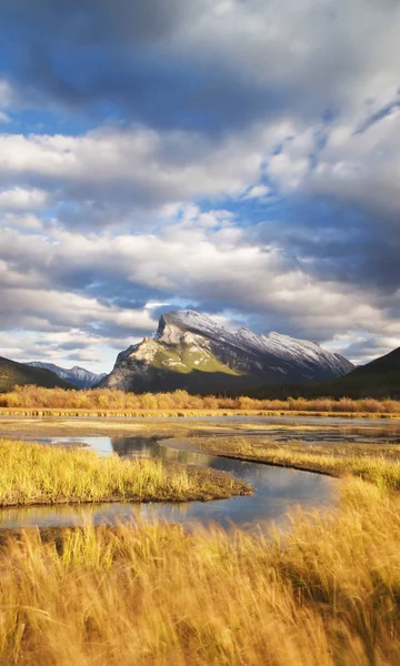 Mount Rundle Vermilion Jezera Národním Parku Banff Alberta Kanada — Stock fotografie