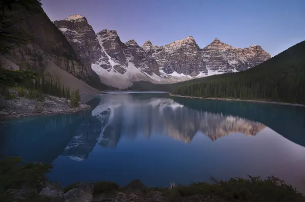 Salida Del Sol Lago Moraine Con Reflexión Montaña Valle Los — Foto de Stock