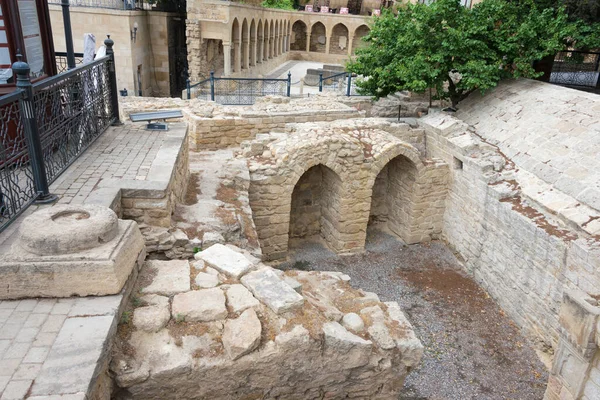 Bakü, Azerbaycan - Eski Şehir (Icheri Sheher). Bakü, Azerbaycan 'da ünlü bir Dünya Mirası sitesi..