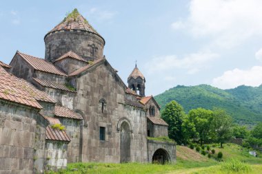 Alaverdi, Ermenistan - Haghpat köyündeki Haghpat Manastırı, Alaetti, Lori, Ermenistan. Haghpat ve Sanahin Manastırı Dünya Mirası Bölgesi 'nin bir parçasıdır..