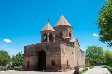 Echmiatsin, Ermenistan - Echmiatsin, Ermenistan 'daki Shoghakat Kilisesi. Echmiatsin Katedrali ve Kiliseleri ile Zvartnots Arkeolojik Alanı 'nın bir parçasıdır..