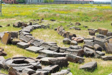 Echmiatsin, Ermenistan - Echmiatsin, Ermenistan 'daki Zvartnots Katedrali. Echmiatsin Katedrali ve Kiliseleri ile Zvartnots Arkeolojik Alanı 'nın bir parçasıdır..