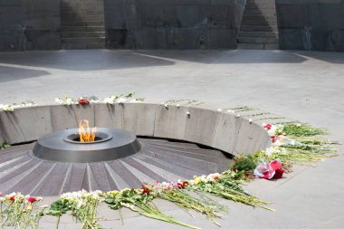 Erivan, Ermenistan - Ermeni Soykırımı Anıtı ve Ermenistan Erivan Müzesi. Ermeni Soykırımı Müzesi, Ermeni Soykırımı kurbanlarına adanmış Ermeni resmi anıtıdır.