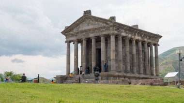 Garni, Ermenistan - Garni Tapınağı. Garni, Kotayk, Ermenistan 'da ünlü bir tarihi mekan.