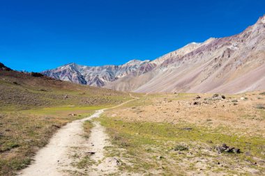 Himachal Pradesh, Hindistan - Chandra Taal (Ay Gölü) Lahaul ve Spiti, Himachal Pradesh, Hindistan.