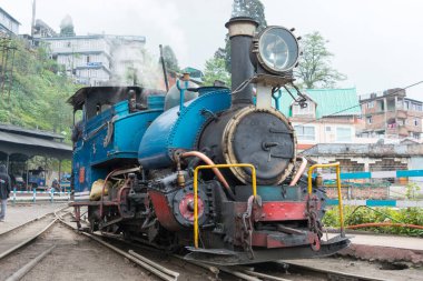 Darjeeling, Hindistan - Darjeeling Himalaya Demiryolu Darjeeling Tren İstasyonu, Batı Bengal, Hindistan. Hindistan 'ın Dağ Demiryolları Dünya Mirası Bölgesi' nin bir parçasıdır..