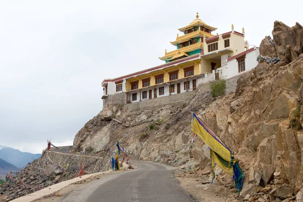 Ладакх Индия Zangdok Palri Monastery Choglamsar Ladakh Jammu Kashmir India — стоковое фото