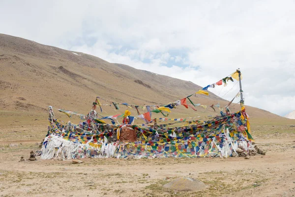 Ladakh Índia Bandeira Oração Tibetana Polokongka Pass Ladakh Jammu Caxemira — Fotografia de Stock