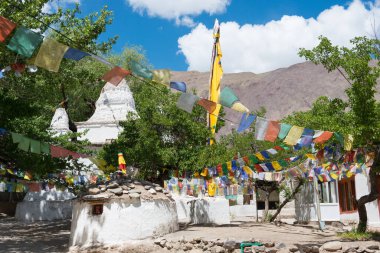 Ladakh, Hindistan - Ladakh, Jammu ve Kashmir 'deki Alchi Manastırı (Alchi Gompa). Manastır aslında 10-11. yüzyılda inşa edildi..