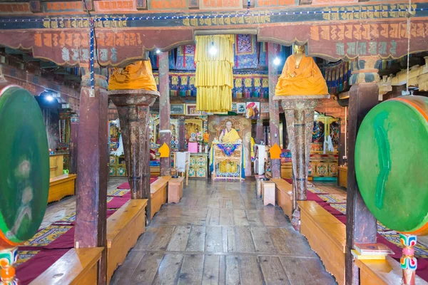 インド ラダック インド ジャムー カシミール州ラダックにあるティクセ修道院 ティクセ ゴンパ 修道院はもともと15世紀に建てられ ラダック中央部で最大のゴンパです — ストック写真