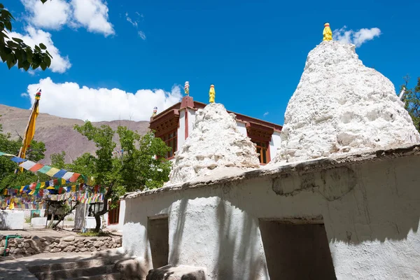 Ladakh, Hindistan - Ladakh, Jammu ve Kashmir 'deki Alchi Manastırı (Alchi Gompa). Manastır aslında 10-11. yüzyılda inşa edildi..