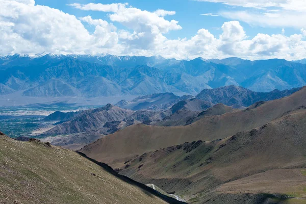 Ladakh India Prachtig Panoramisch Uitzicht Van Tussen Khardung Pass 5359M — Stockfoto