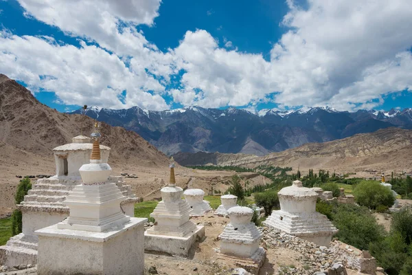Ladakh, Hindistan - Ladakh, Jammu ve Kashmir 'deki Likir Manastırı (Likir Gompa). Manastır 1065 yılında yeniden inşa edildi..
