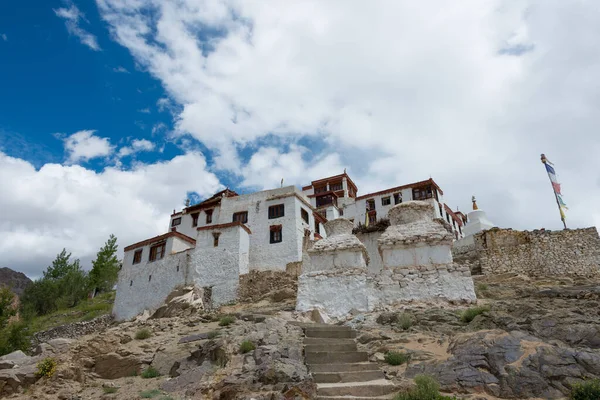 Ladakh, Hindistan - Ladakh, Jammu ve Kashmir 'deki Likir Manastırı (Likir Gompa). Manastır 1065 yılında yeniden inşa edildi..