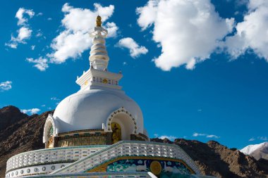 Ladakh, Hindistan - Shanti Stupa in Leh, Ladakh, Jammu and Kashmir, Hindistan.