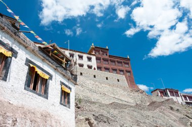 Ladakh, Hindistan - Hindistan 'daki Matho Manastırı (Matho Gompa) Ladakh, Jammu ve Kashmir' de. Manastır aslında 14. yüzyılda inşa edildi..