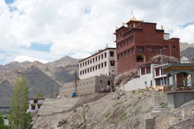Ladakh, Hindistan - Hindistan 'daki Matho Manastırı (Matho Gompa) Ladakh, Jammu ve Kashmir' de. Manastır aslında 14. yüzyılda inşa edildi..