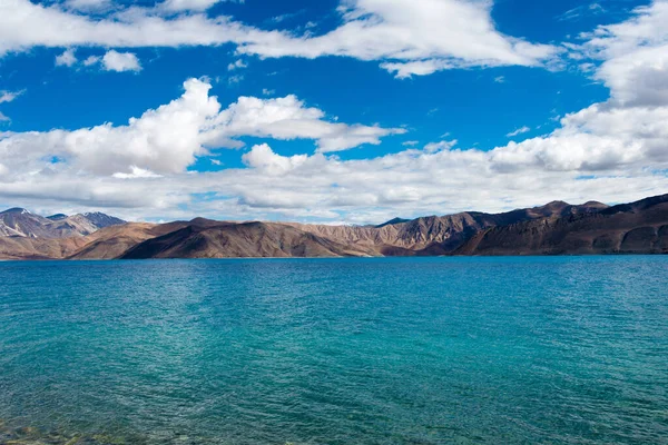 Ladakh Indie Pangong Widok Jeziora Między Spangmik Maan Ladakh Jammu — Zdjęcie stockowe