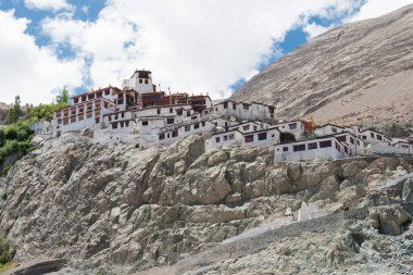 Ladakh, Hindistan - Ladakh, Jammu ve Kashmir 'deki Diskit Manastırı (Diskit Gompa). Manastır aslında 14. yüzyılda inşa edildi..