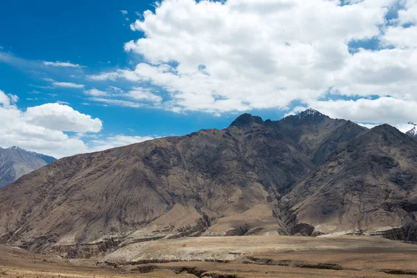 Ladakh India Bella Vista Panoramica Diskit Khardung Pass 5359M Nella — Foto Stock