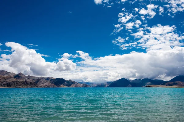 Ladakh Indien Blick Auf Den Pangong See Zwischen Kakstet Und — Stockfoto